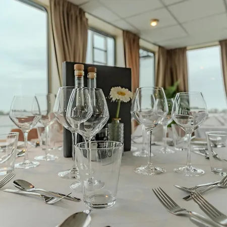 Hotel Arielle Queen Flusskreuzfahrtschiff